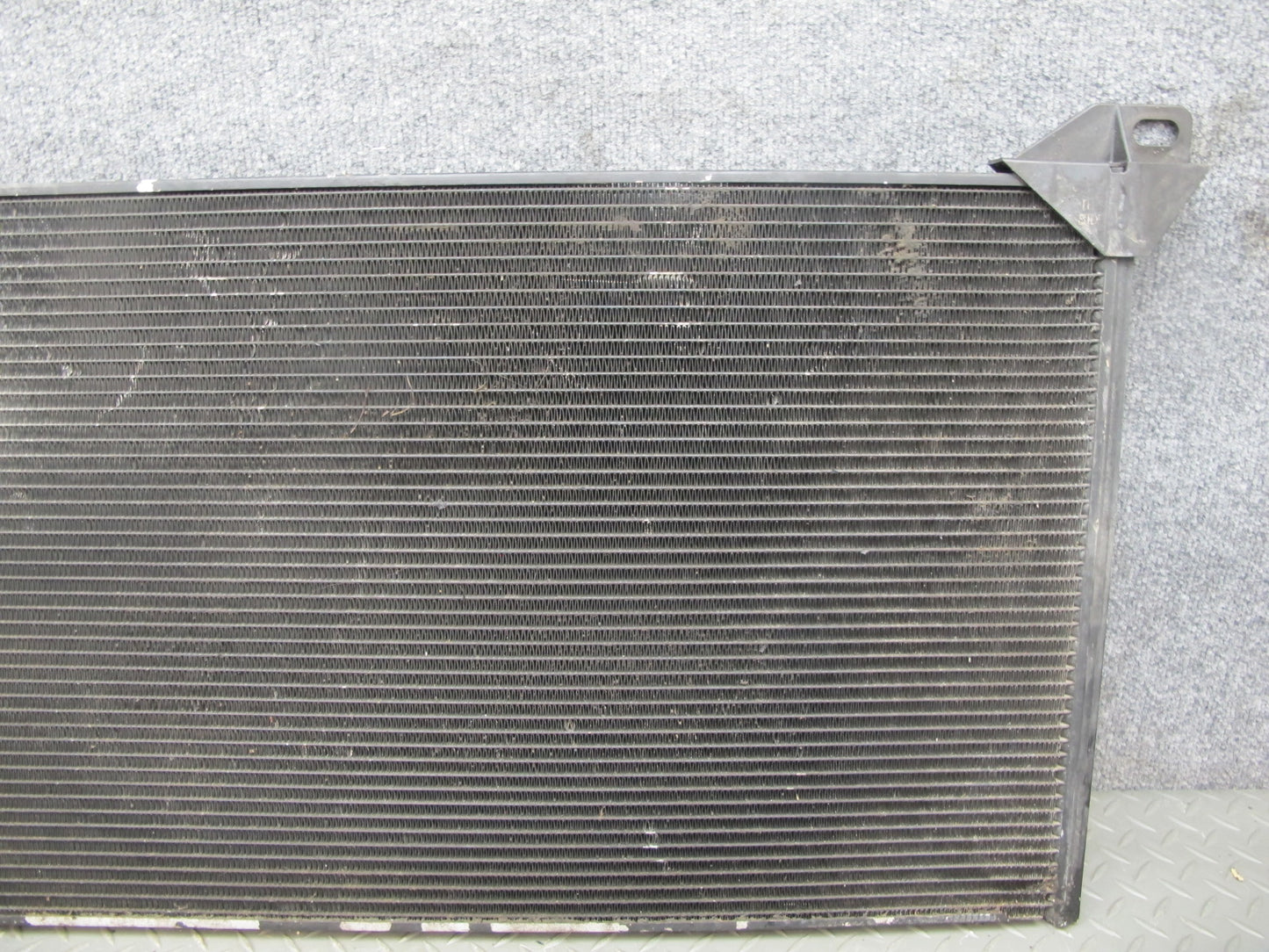 2003-2007 Hummer H2 A/C Air Conditioning Condenser 15790358