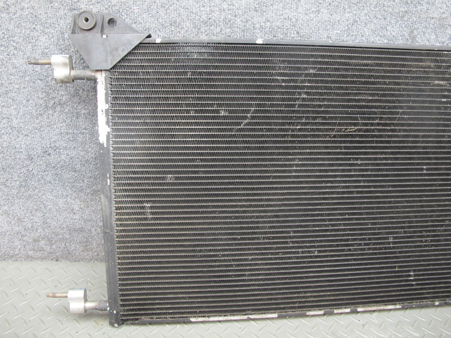 2003-2007 Hummer H2 A/C Air Conditioning Condenser 15790358