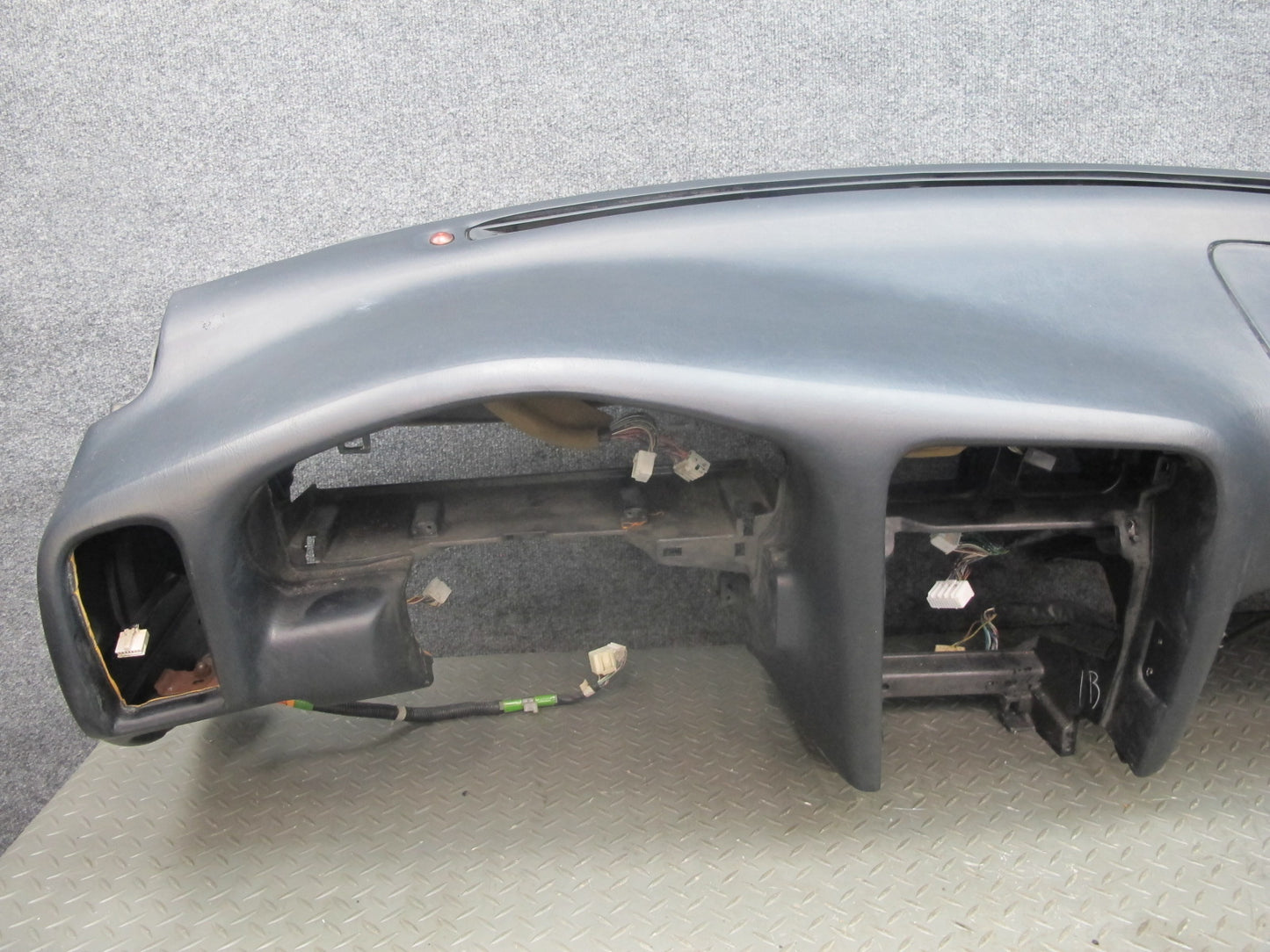 01-05 Lexus JZS160L GS430 GS300 Dashboard Dash Instrument Trim Cover Panel OEM