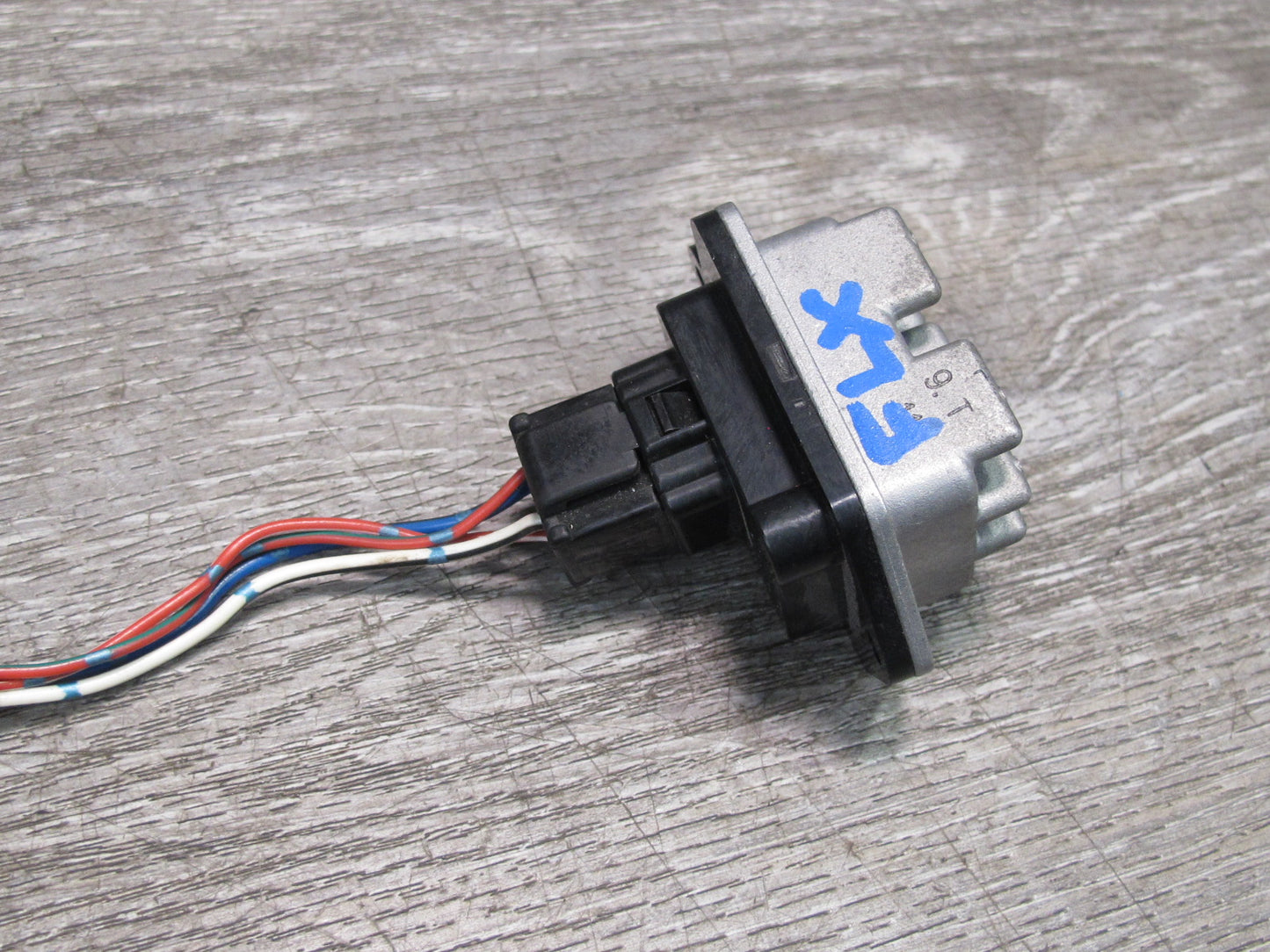 1998-2002 Lexus J100 LX470 Under Seat A/C Heater Blower Motor Fan Resistor