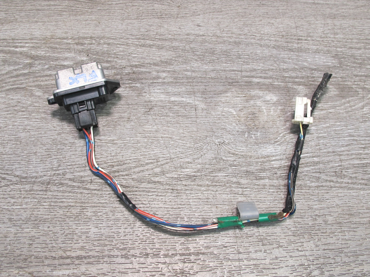 1998-2002 Lexus J100 LX470 Under Seat A/C Heater Blower Motor Fan Resistor