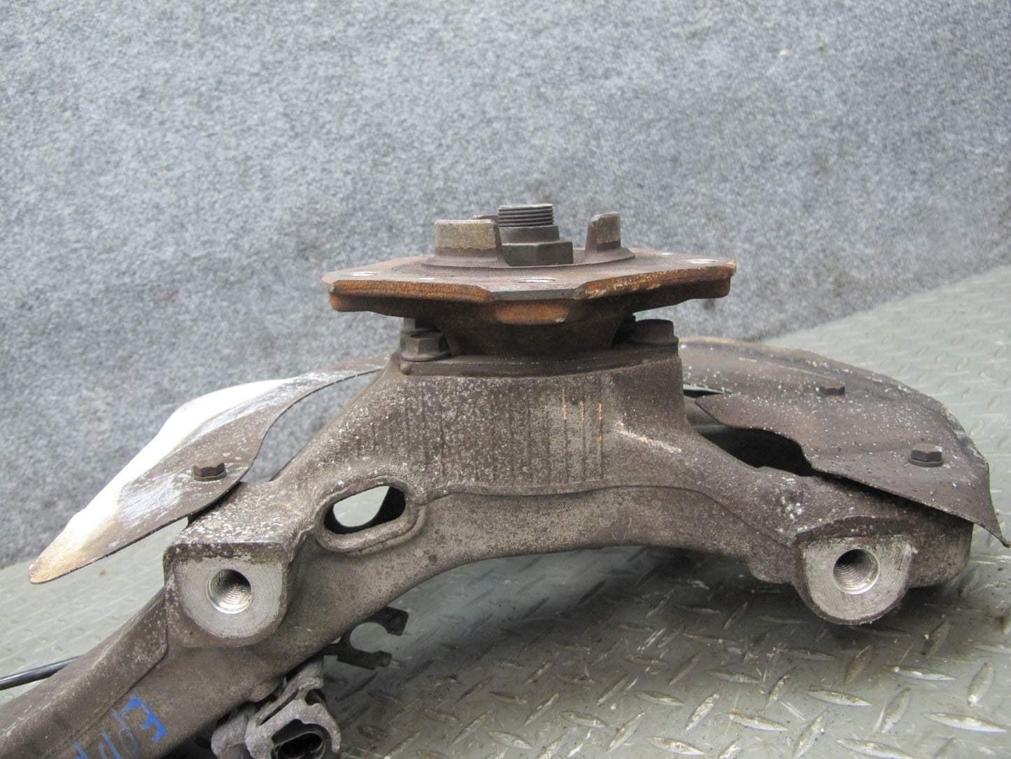 2010-2016 Porsche Panamera 970 RWD Front Left Spindle Knuckle Wheel Hub Bearing