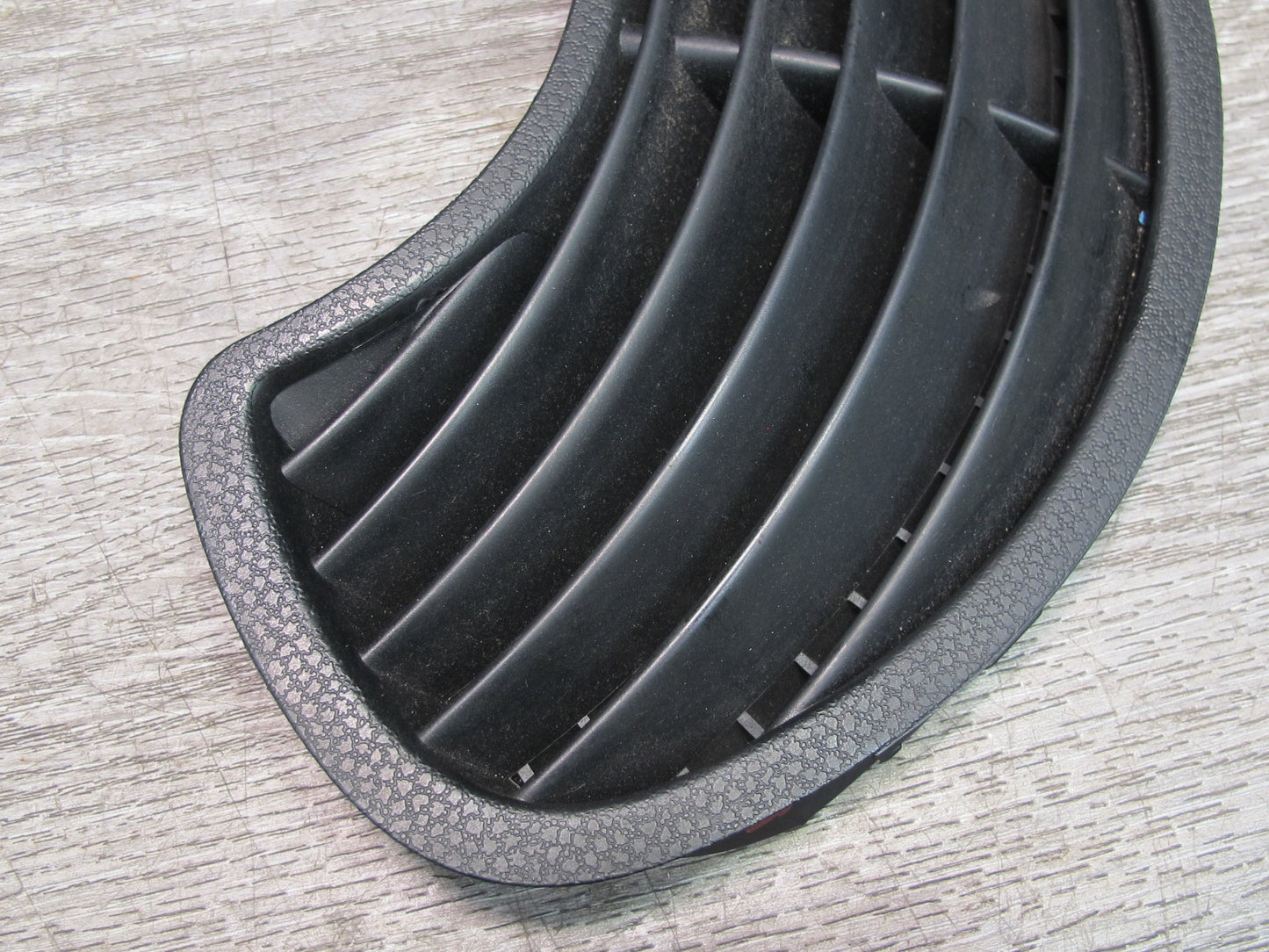 07-13 Mini Cooper R55 R56 R57 Dash Front Center Air Vent Trim Grille OEM