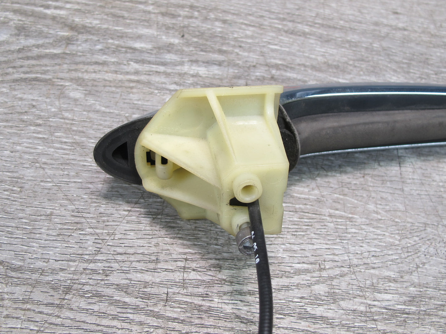 07-13 Mini R55 R56 R57 R58 R59 Front Right Door Exterior Handle w Keyless OEM
