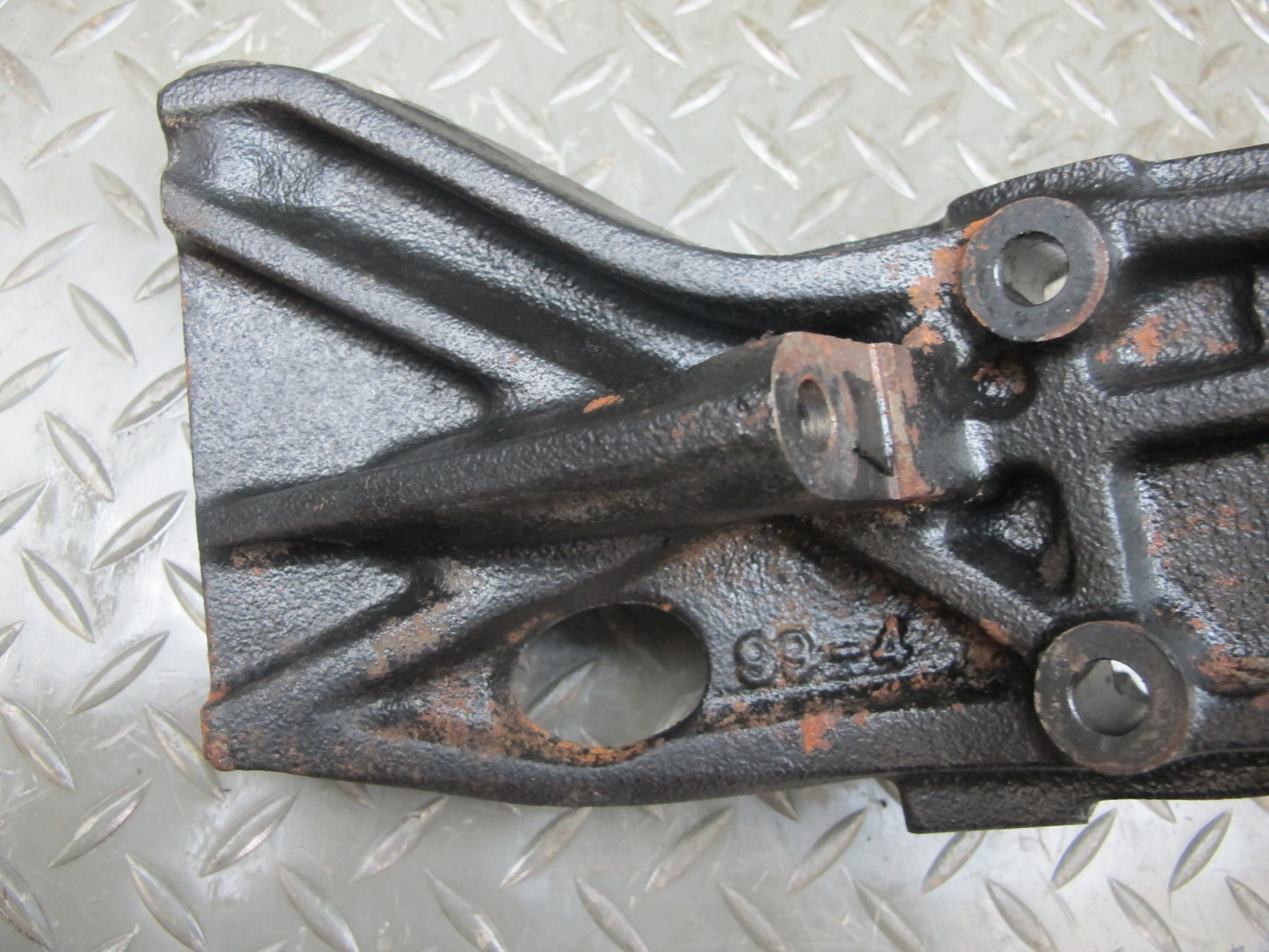 84-86 Nissan Z31 300ZX VG30E NA A/C Compressor Mount Bracket Support OEM