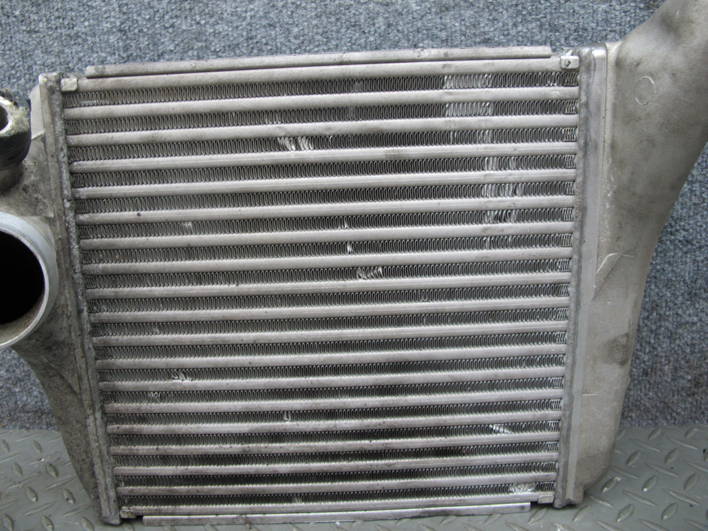 2010-2016 Porsche Panamera 970 Turbo Right Intercooler Unit 97011021061