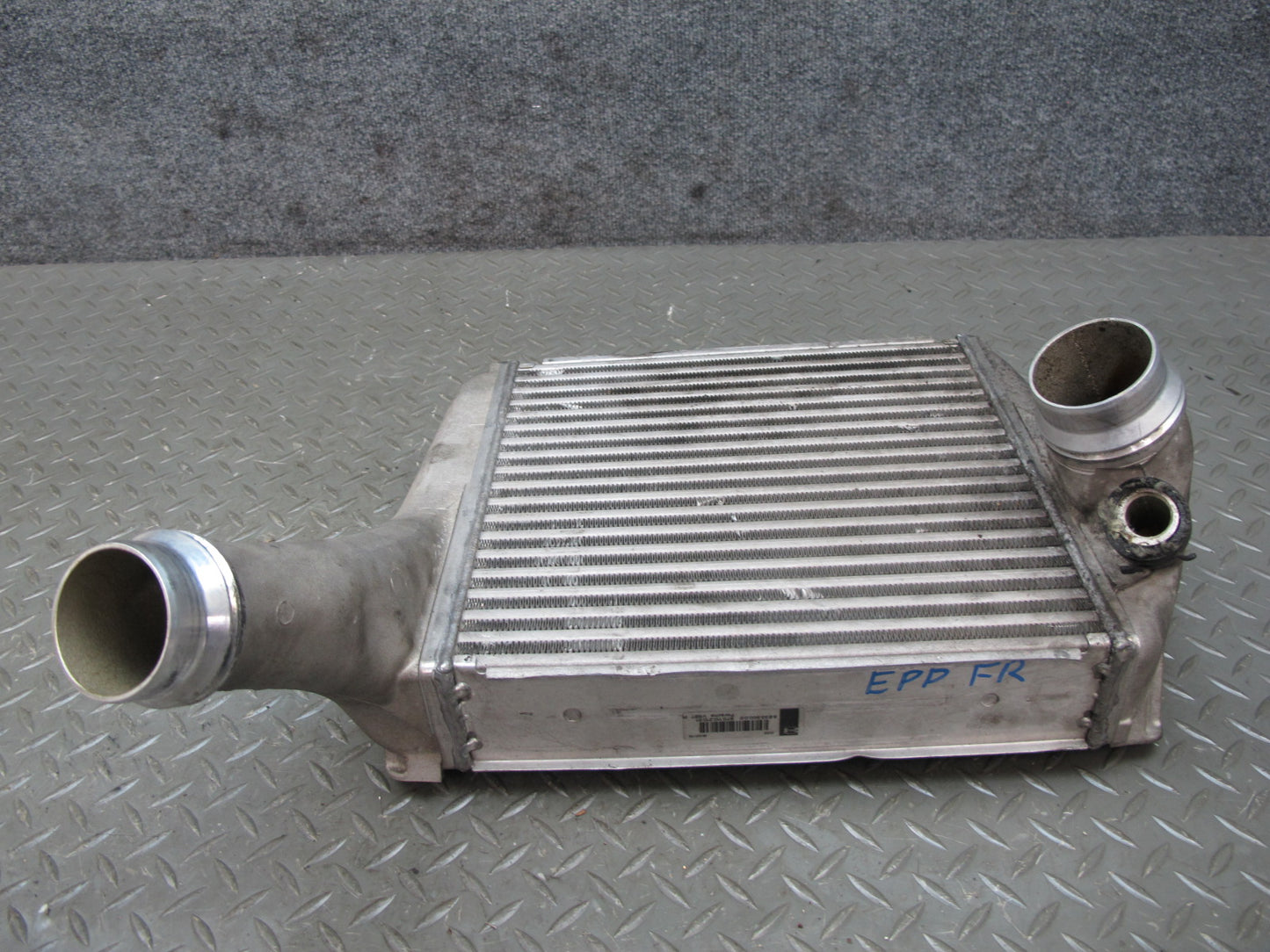 2010-2016 Porsche Panamera 970 Turbo Right Intercooler Unit 97011021061
