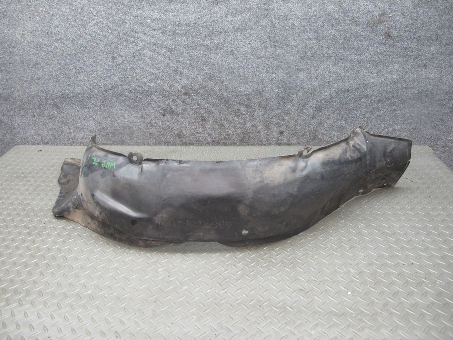 1985 Nissan Z31 300ZX NA Front Fender Wheel Arch Liner Splash Guard Set OEM