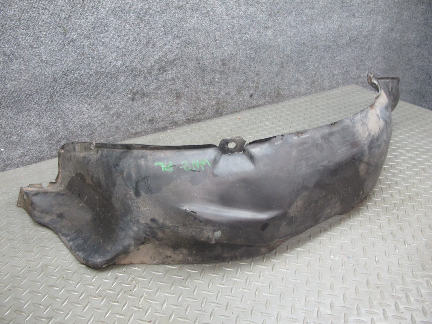 1985 Nissan Z31 300ZX NA Front Fender Wheel Arch Liner Splash Guard Set OEM