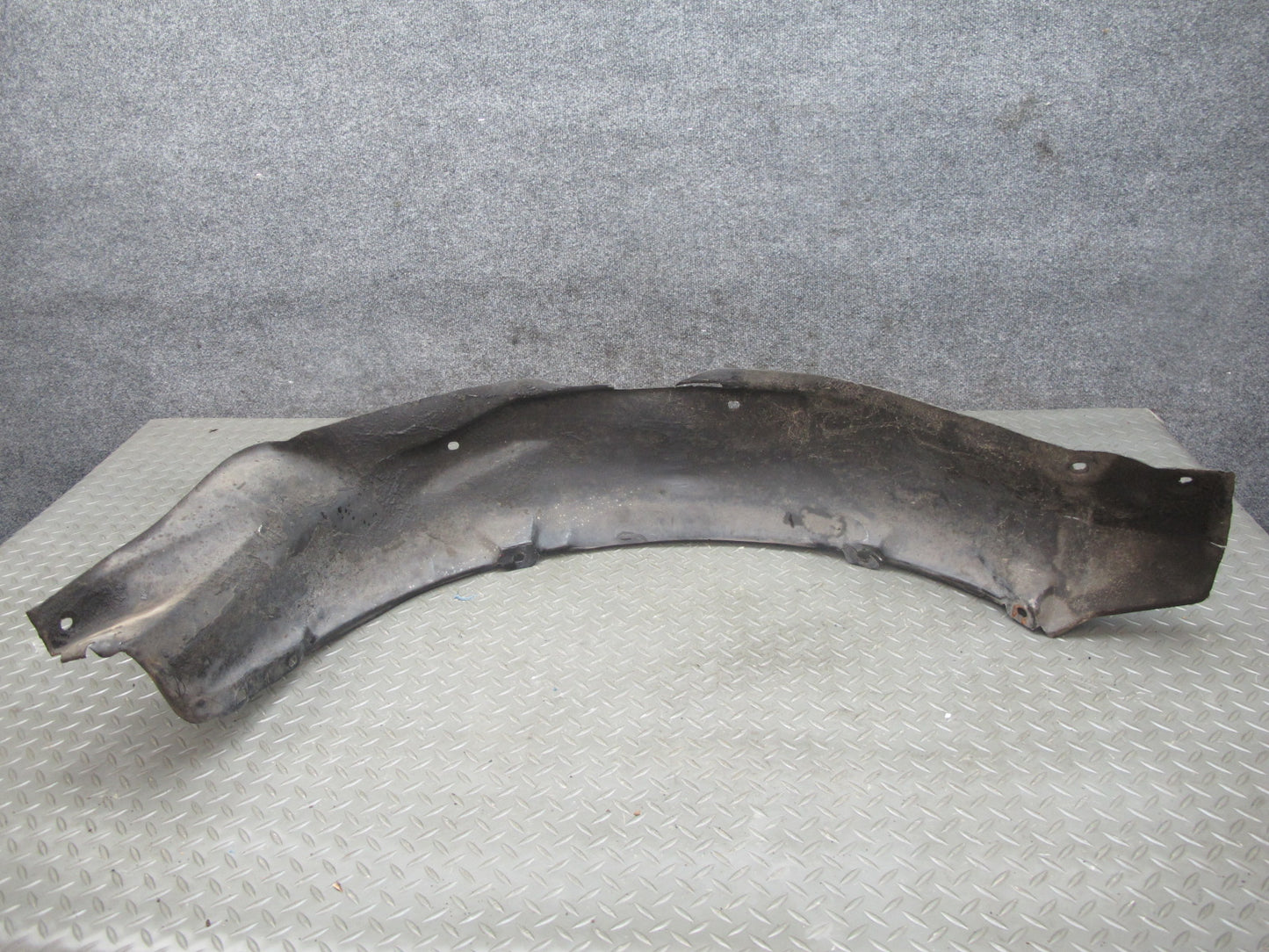 1985 Nissan Z31 300ZX NA Front Fender Wheel Arch Liner Splash Guard Set OEM