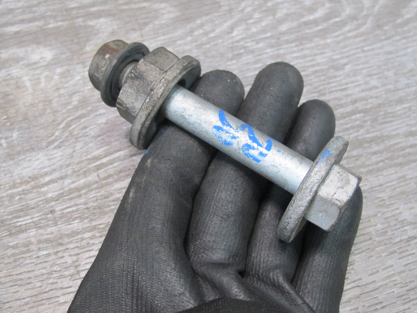 2010-2016 Porsche Panamera 970 Rear Suspension Eccentric Camber Adjust Bolt Set