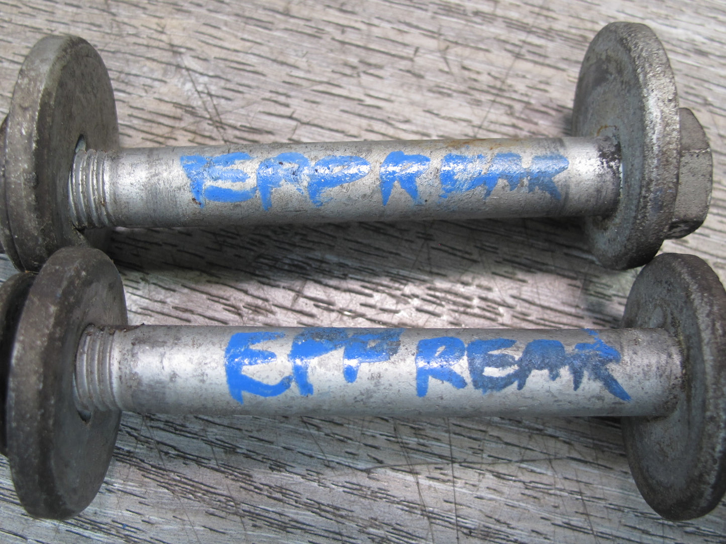 2010-2016 Porsche Panamera 970 Rear Suspension Eccentric Camber Adjust Bolt Set
