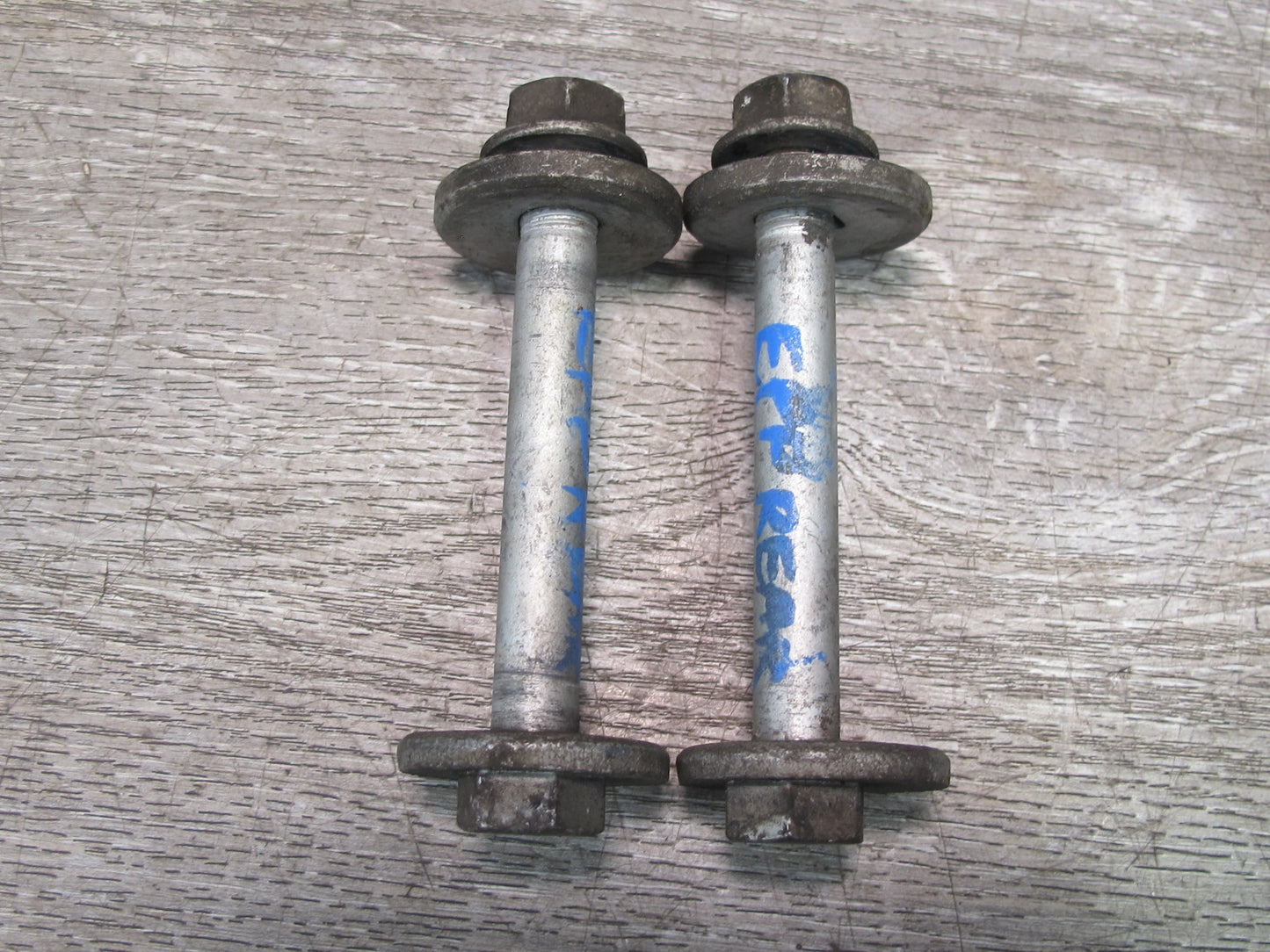 2010-2016 Porsche Panamera 970 Rear Suspension Eccentric Camber Adjust Bolt Set