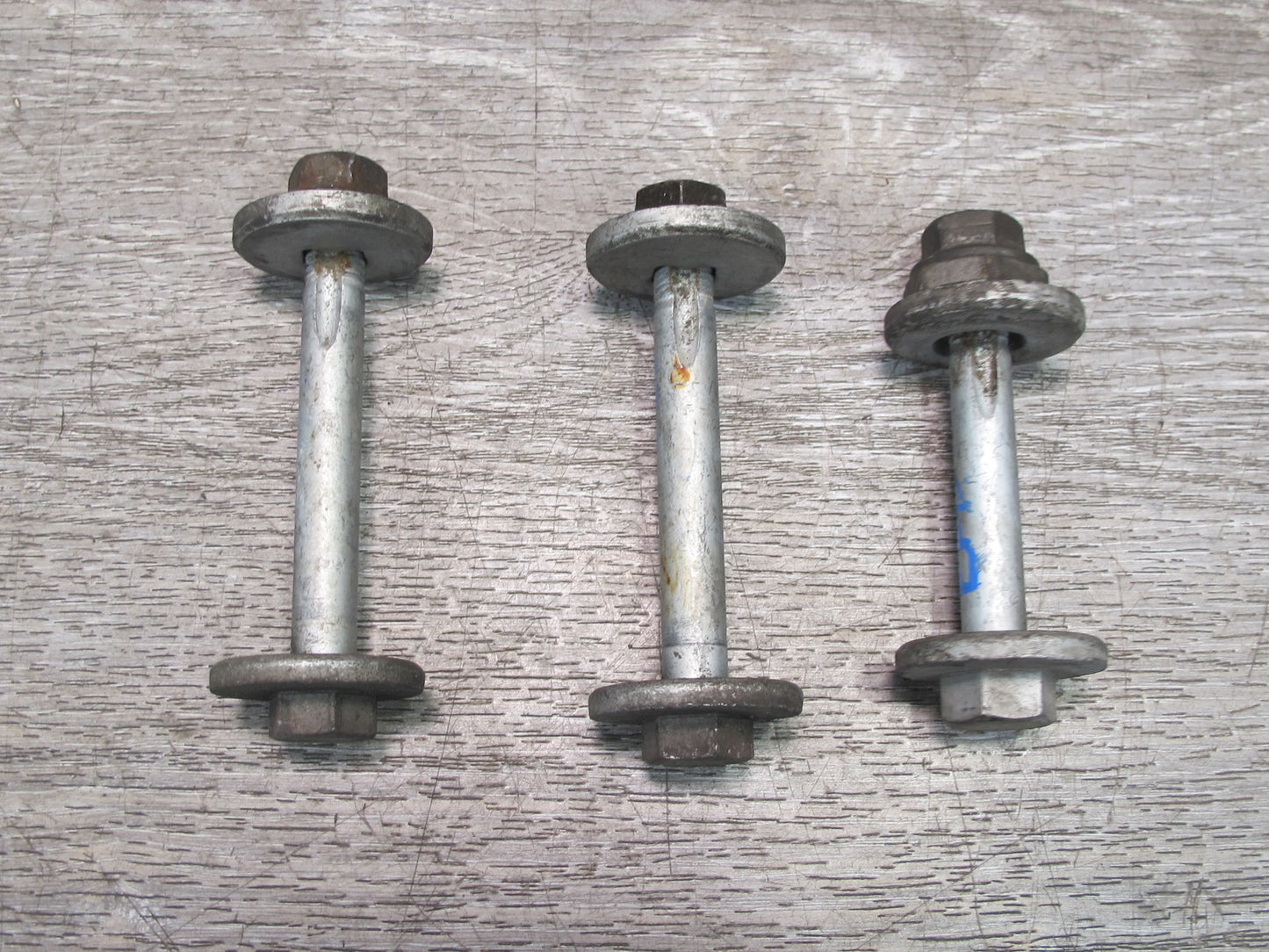 2010-2016 Porsche Panamera 970 Rear Suspension Eccentric Camber Adjust Bolt Set