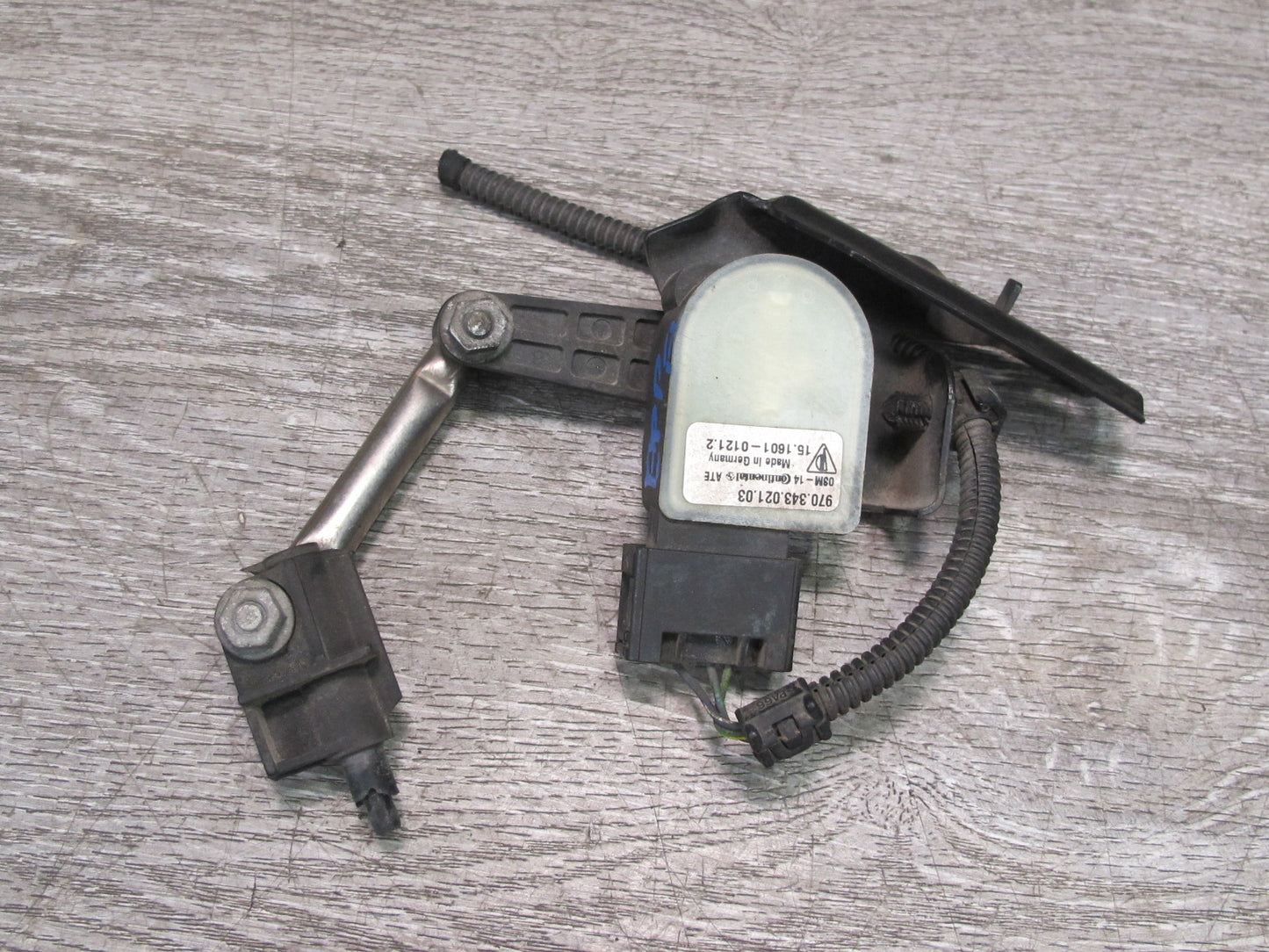 2010-2016 Porsche Panamera 970 Front Left Suspension Height Sensor 97034302103