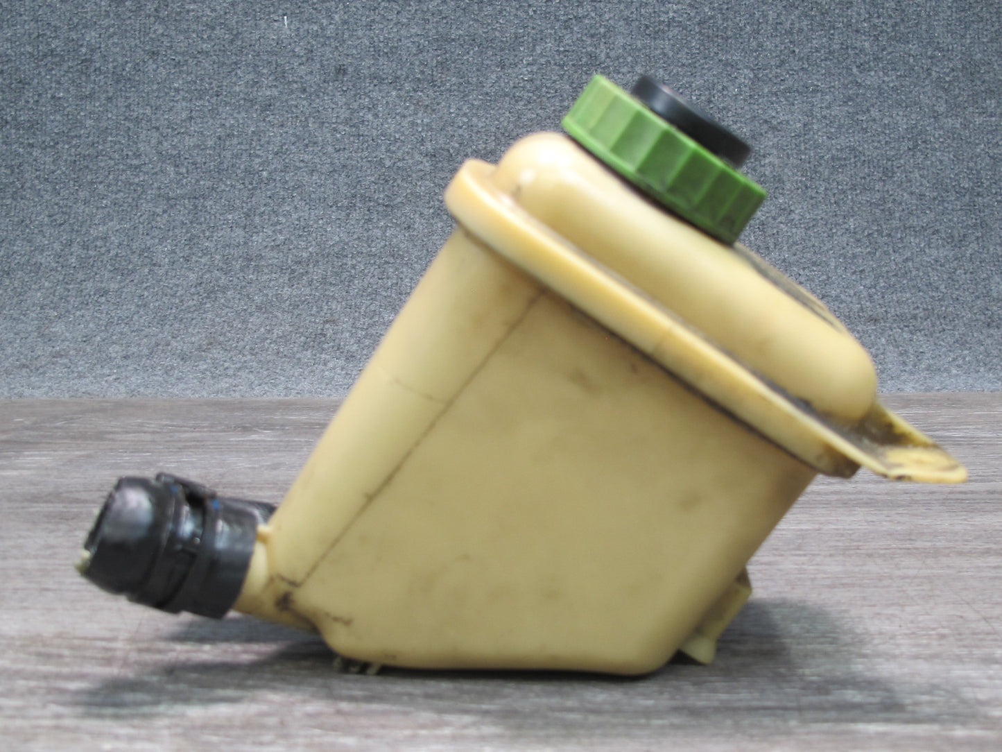 2010-2016 Porsche Panamera 970 Power Steering Fluid Reservoir Tank 7L5422371
