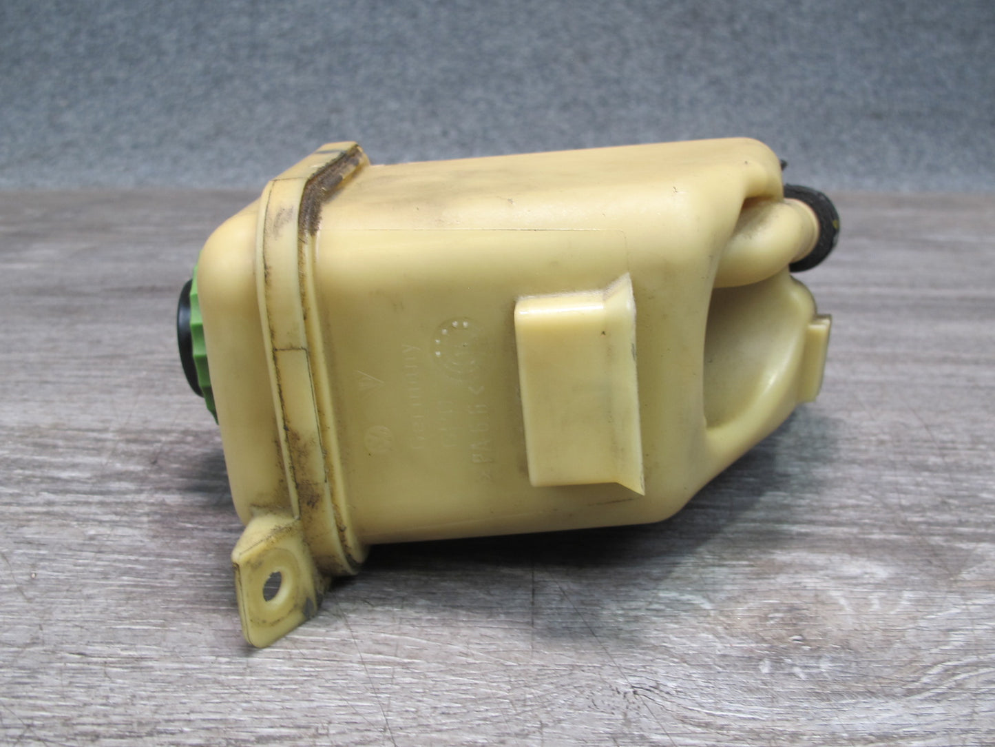 2010-2016 Porsche Panamera 970 Power Steering Fluid Reservoir Tank 7L5422371