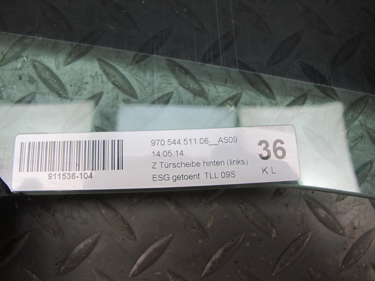 2010-2016 Porsche Panamera 970 Rear Left Door Glass Window 97054451106