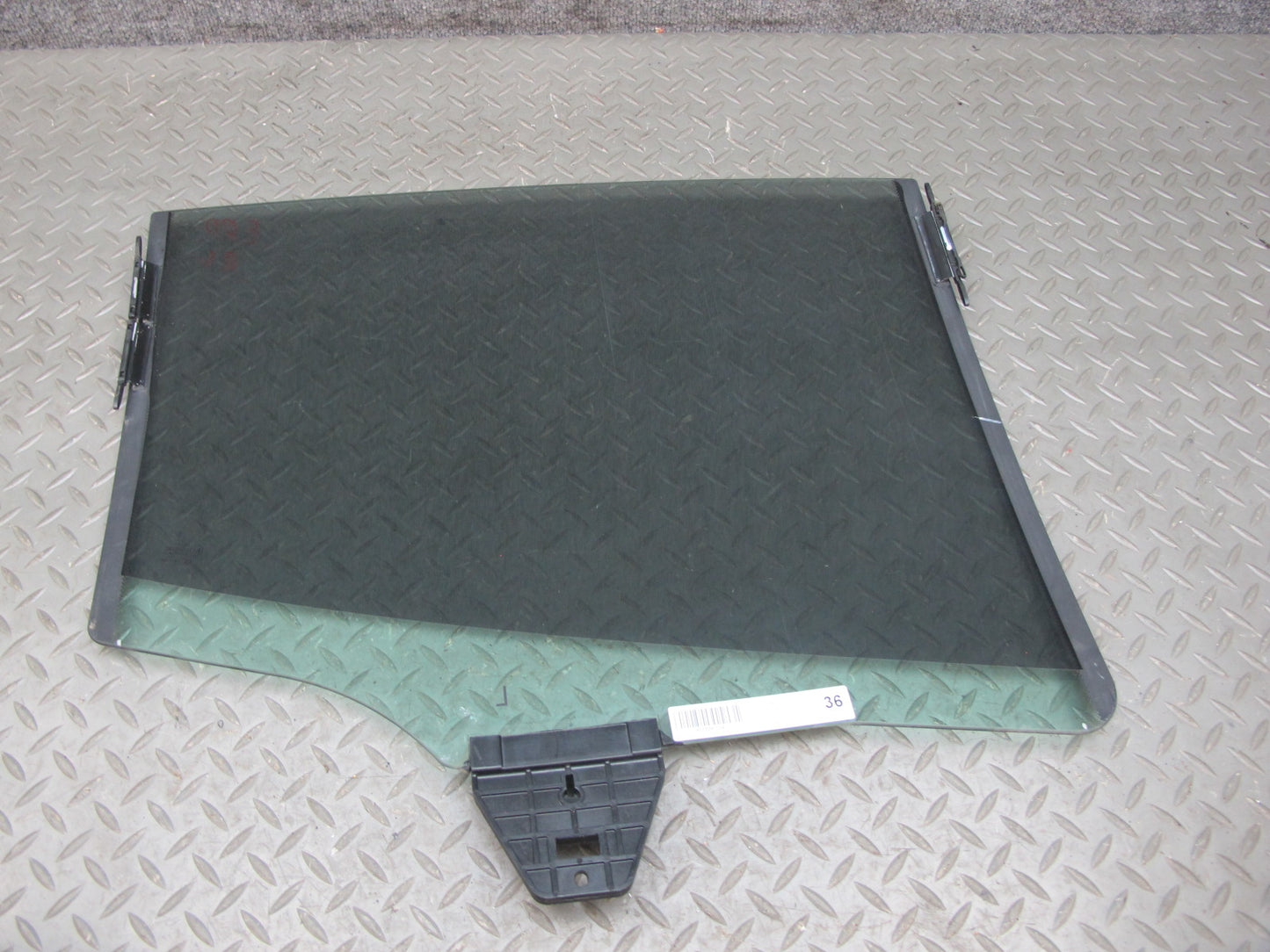 2010-2016 Porsche Panamera 970 Rear Left Door Glass Window 97054451106