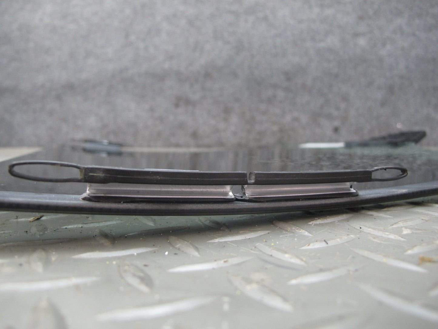 2010-2016 Porsche Panamera 970 Rear Left Door Glass Window 97054451106
