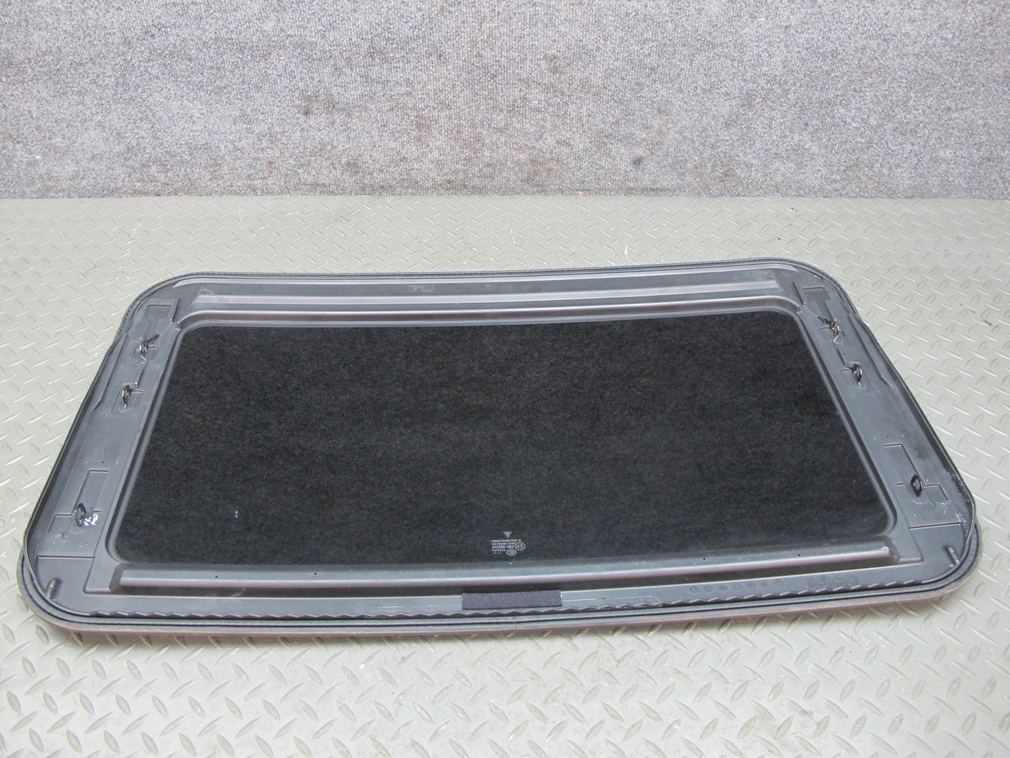 2010-2016 Porsche Panamera 970 Sunroof Glass Window 97056421100