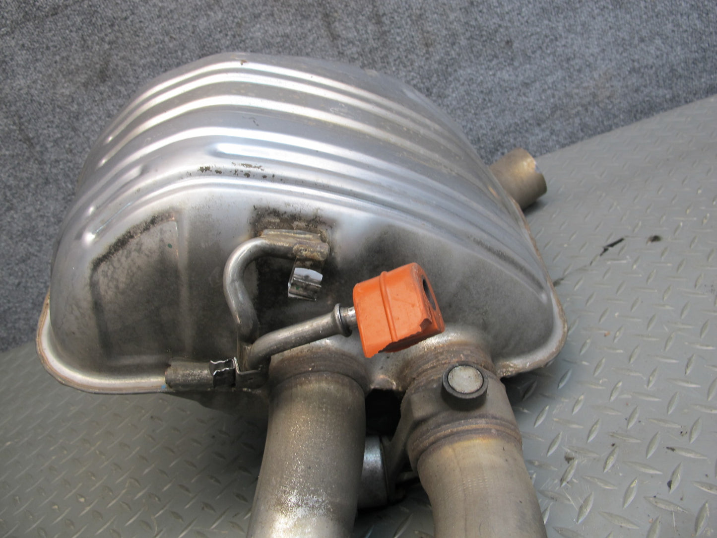 2014-2016 Porsche Panamera 970 3.0L Turbo Rear Left Exhaust Muffler w Tips