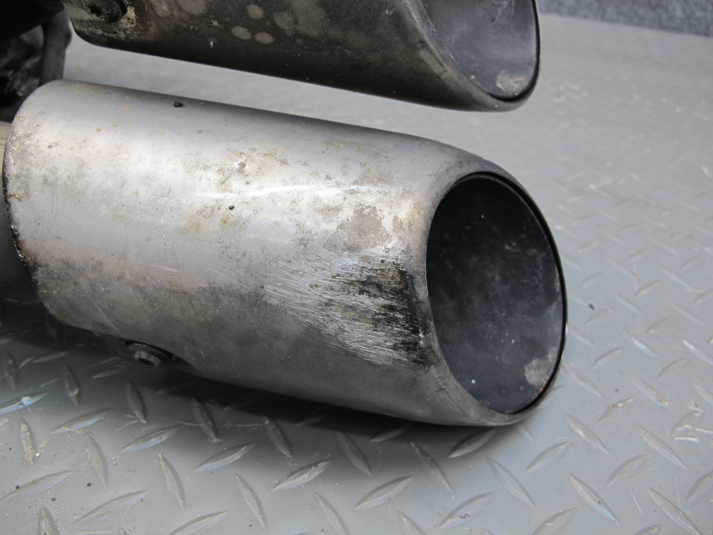2014-2016 Porsche Panamera 970 3.0L Turbo Rear Left Exhaust Muffler w Tips