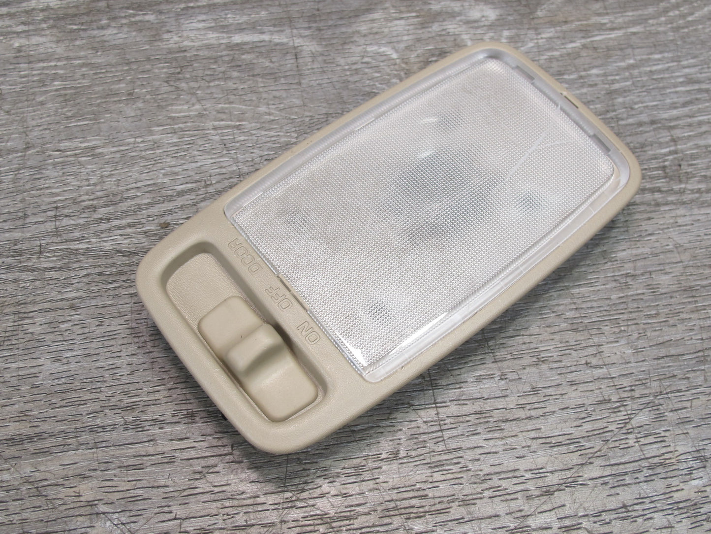 1998-2002 Lexus J100 LX470 Rear 3RD ROW Overhead Dome Light Lamp