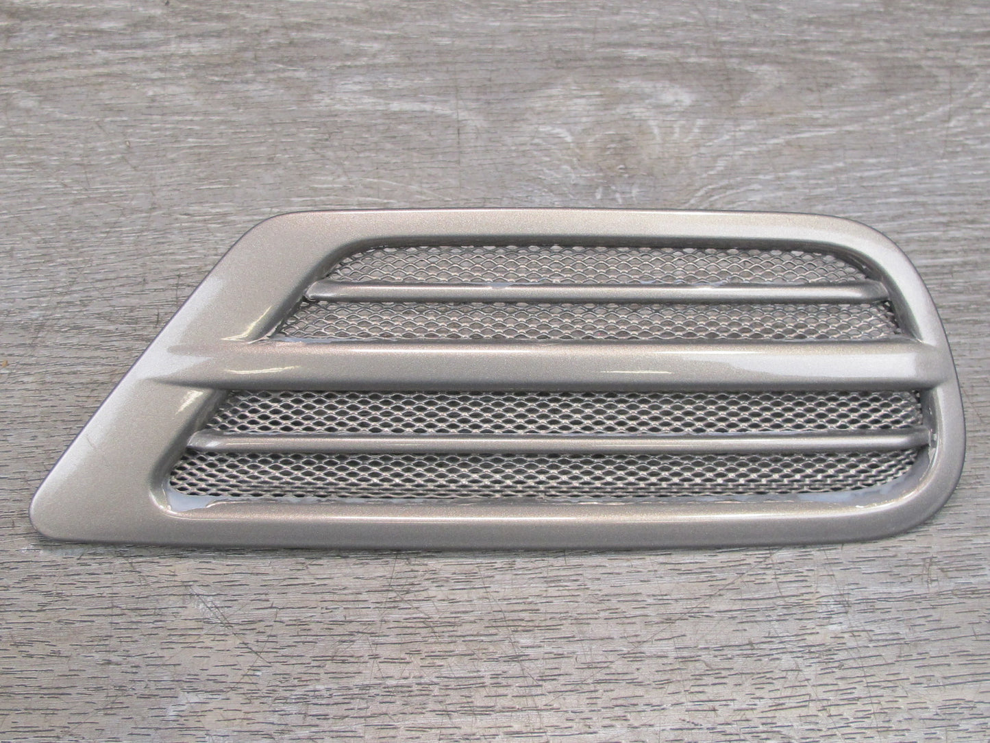 1998-2002 Lexus J100 LX470 Rear Left & Right Side Quarter Vent Grille Trim Set