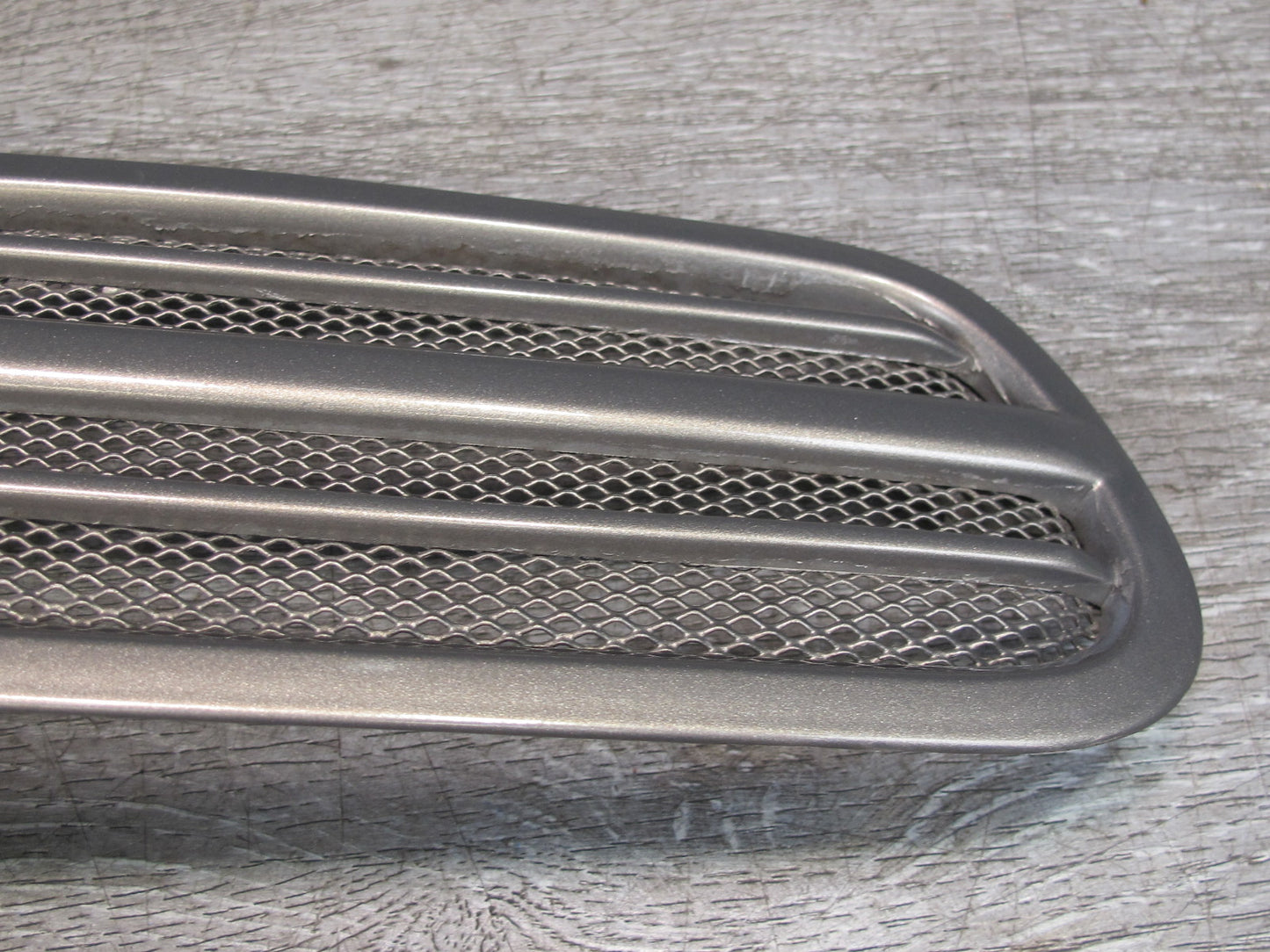 1998-2002 Lexus J100 LX470 Rear Left & Right Side Quarter Vent Grille Trim Set