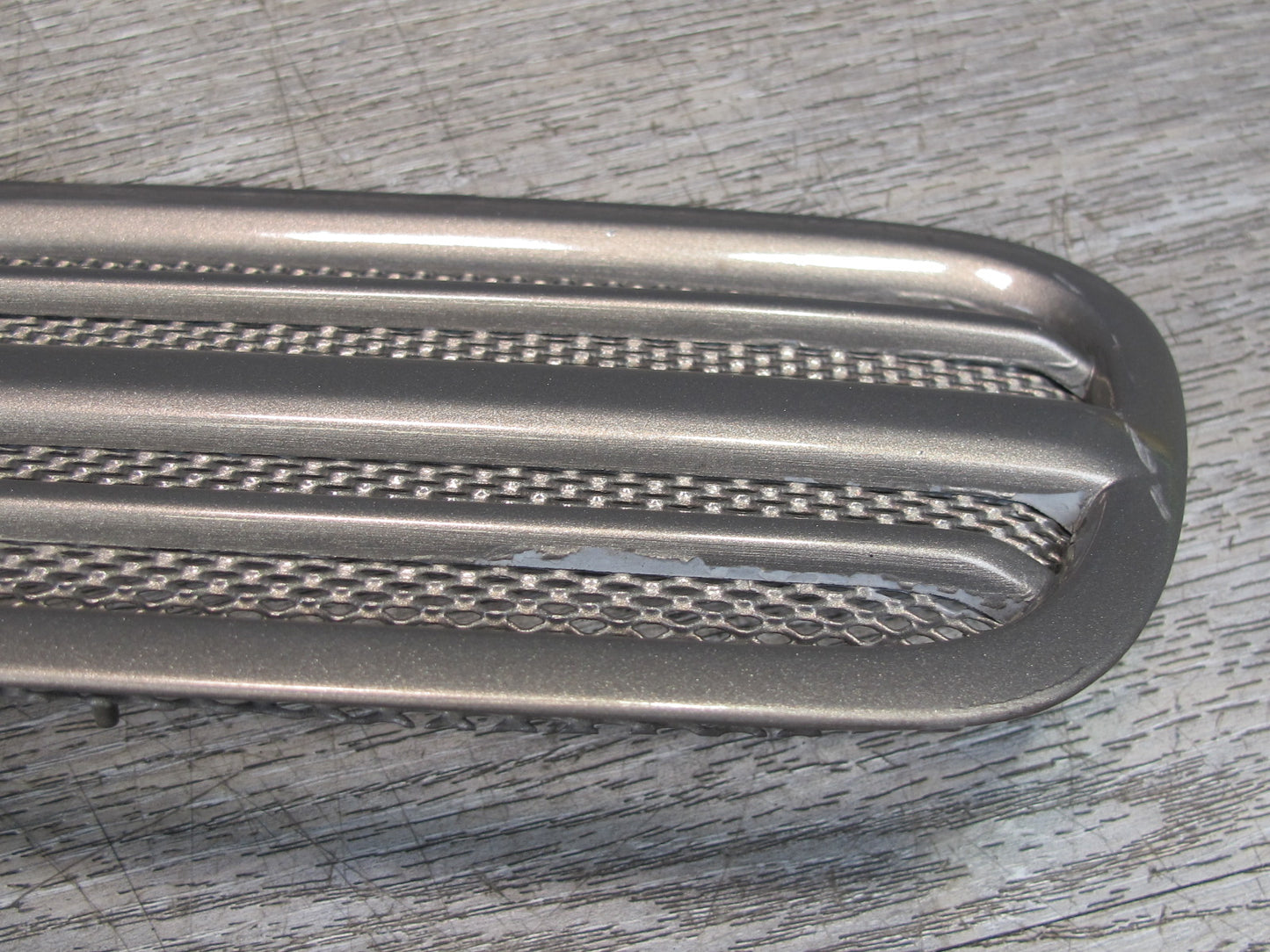 1998-2002 Lexus J100 LX470 Rear Left & Right Side Quarter Vent Grille Trim Set
