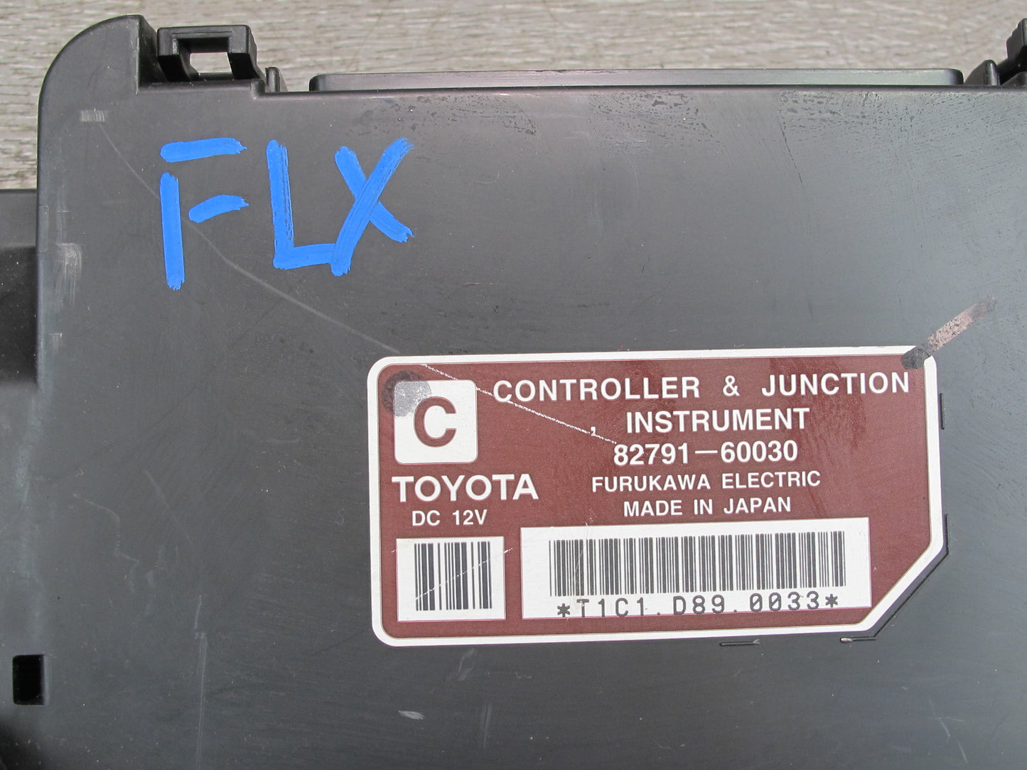 1998-2002 Lexus J100 LX470 Controller & Junction Control Module 82791-60030