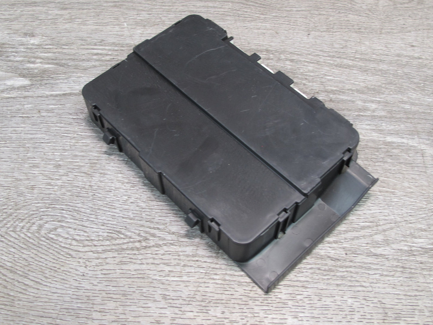 1998-2002 Lexus J100 LX470 Controller & Junction Control Module 82791-60030