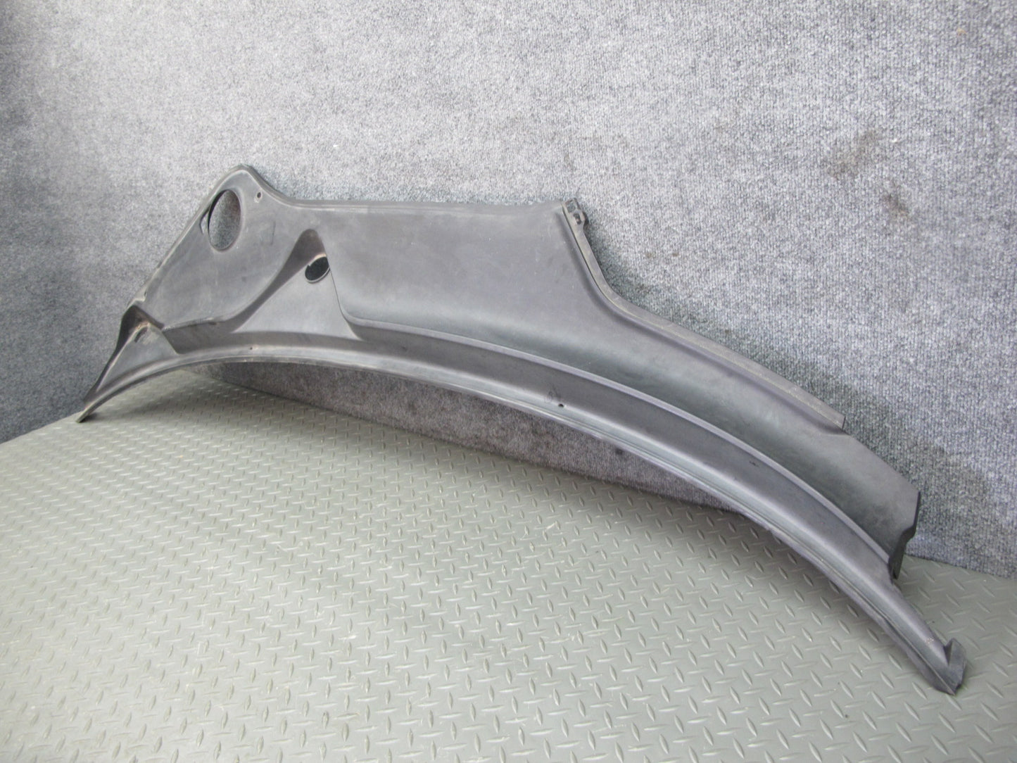 2010-2016 Porsche Panamera 970 Front Windshield Wiper Cowl Cover 97055506302