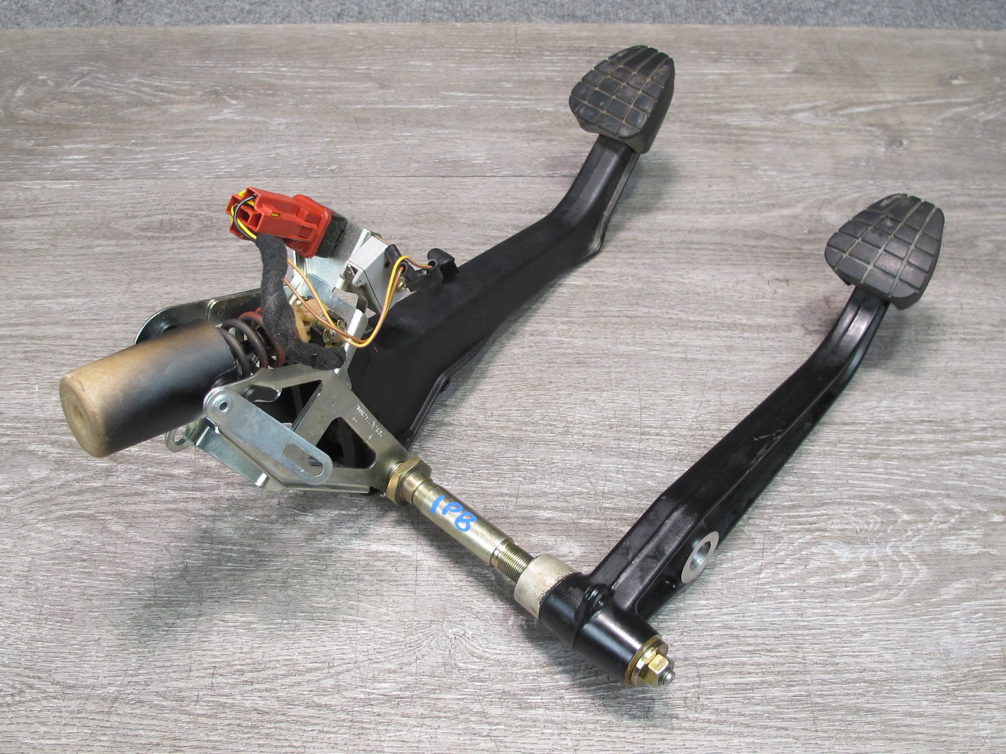 1997-2004 Porsche Boxster 986 M/T Accelerator Gas Brake Clutch Pedal Set