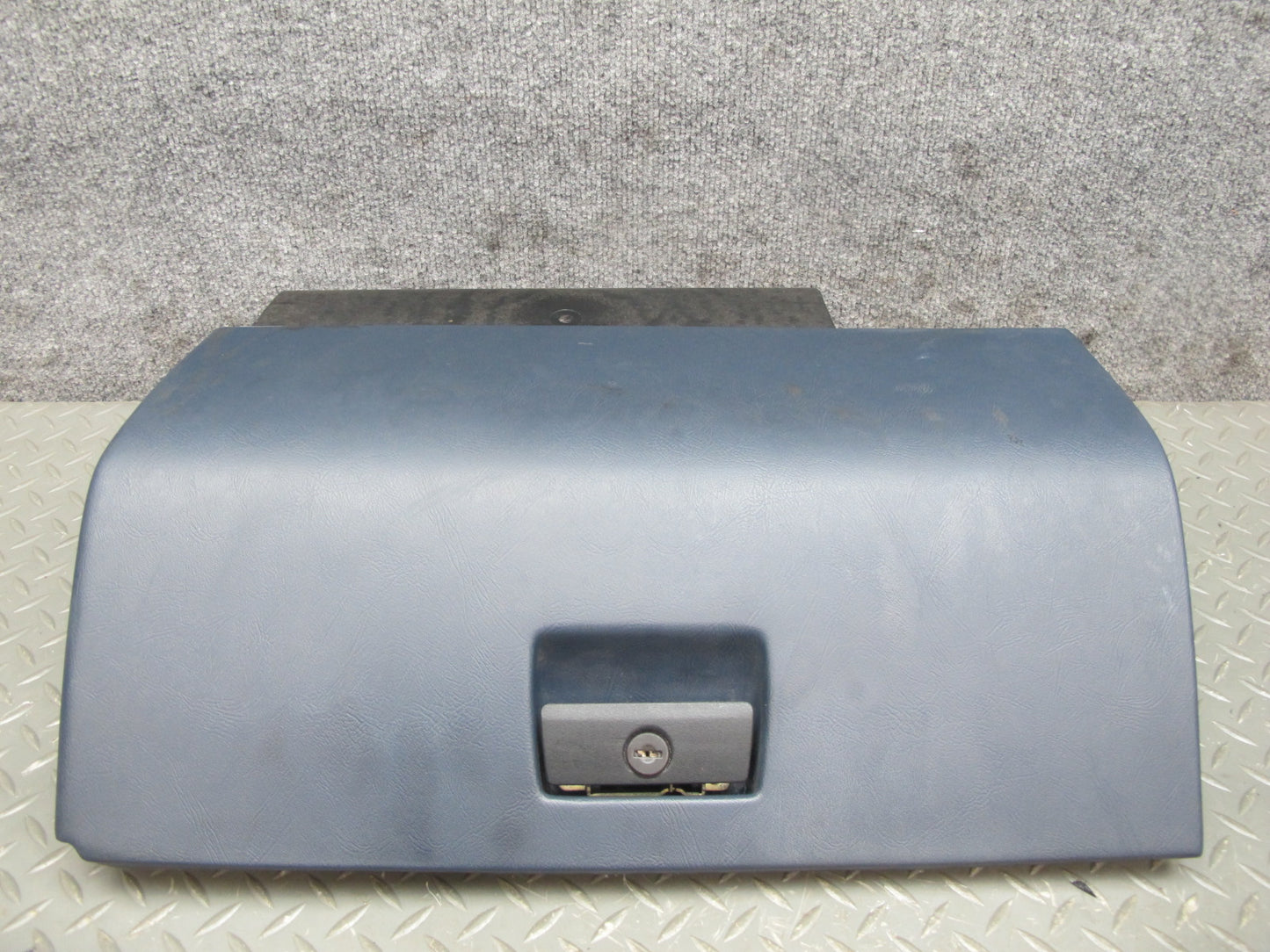 85-87 BMW E24 6-SERIES Dash Glove Box Compartment Storage Door Lid OEM