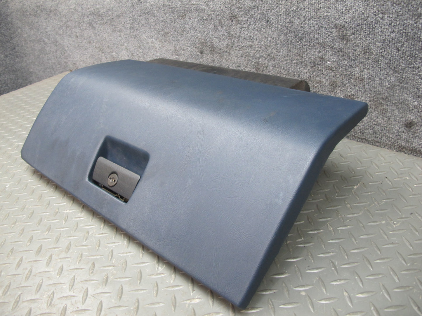 85-87 BMW E24 6-SERIES Dash Glove Box Compartment Storage Door Lid OEM