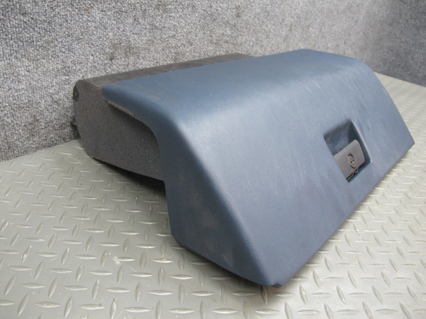 85-87 BMW E24 6-SERIES Dash Glove Box Compartment Storage Door Lid OEM