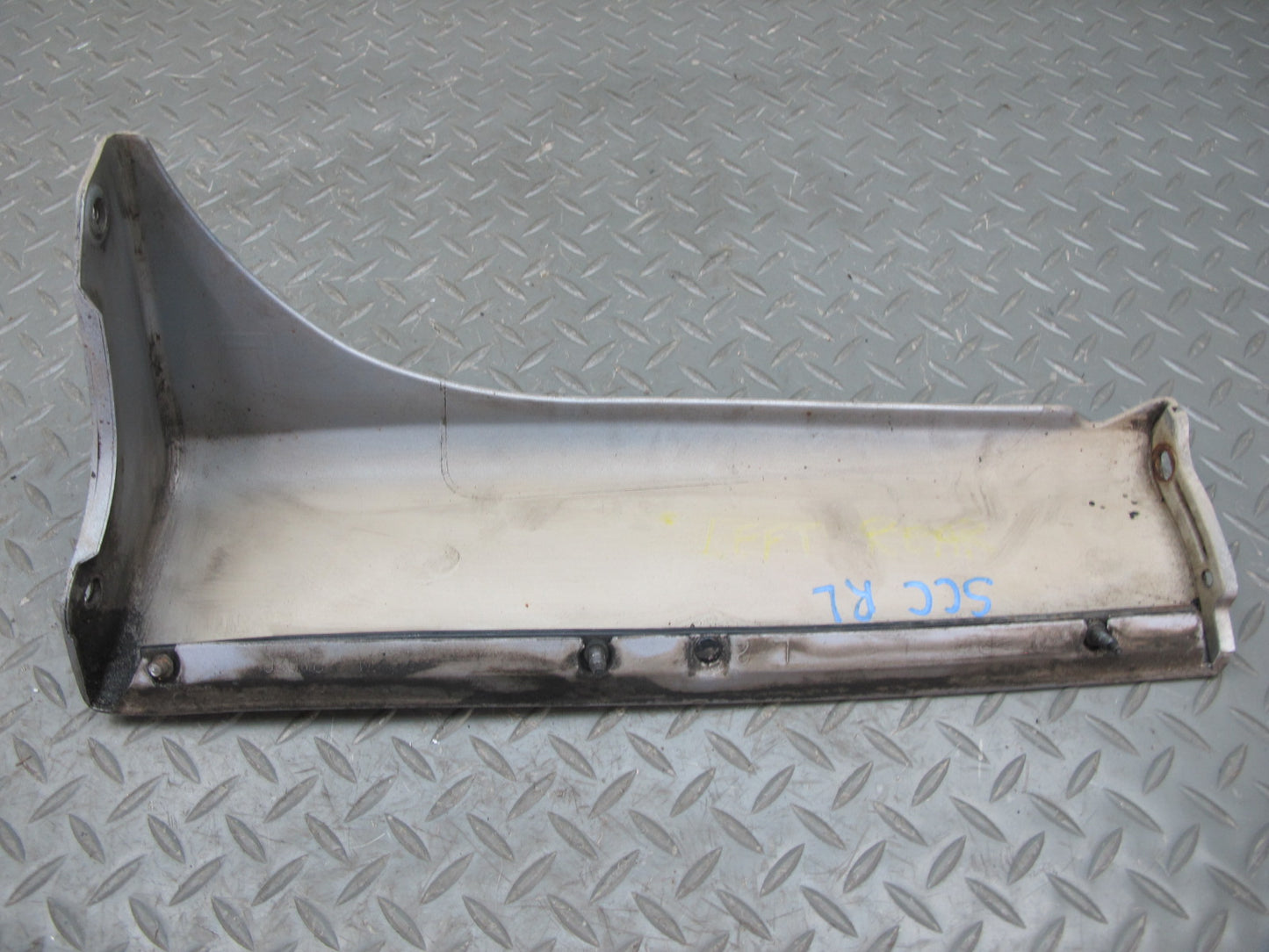 97-00 Lexus UZZ30L SC300 SC400 Set of 2 Rear Quarter Lower Trim Molding OEM