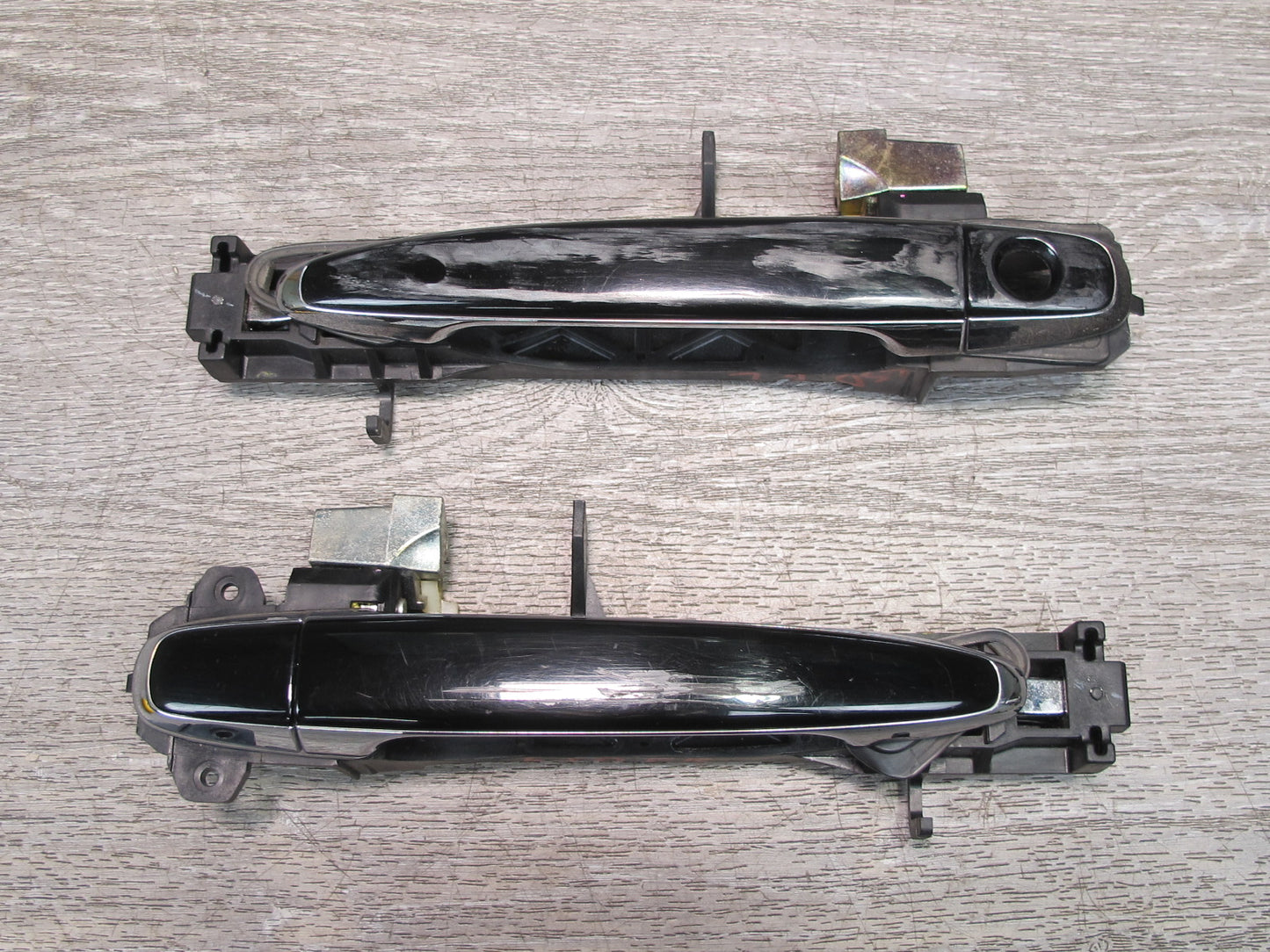 04-06 Lexus UCF30L LS430 Set of 2 Front Left & Right Door Exterior Handle OEM