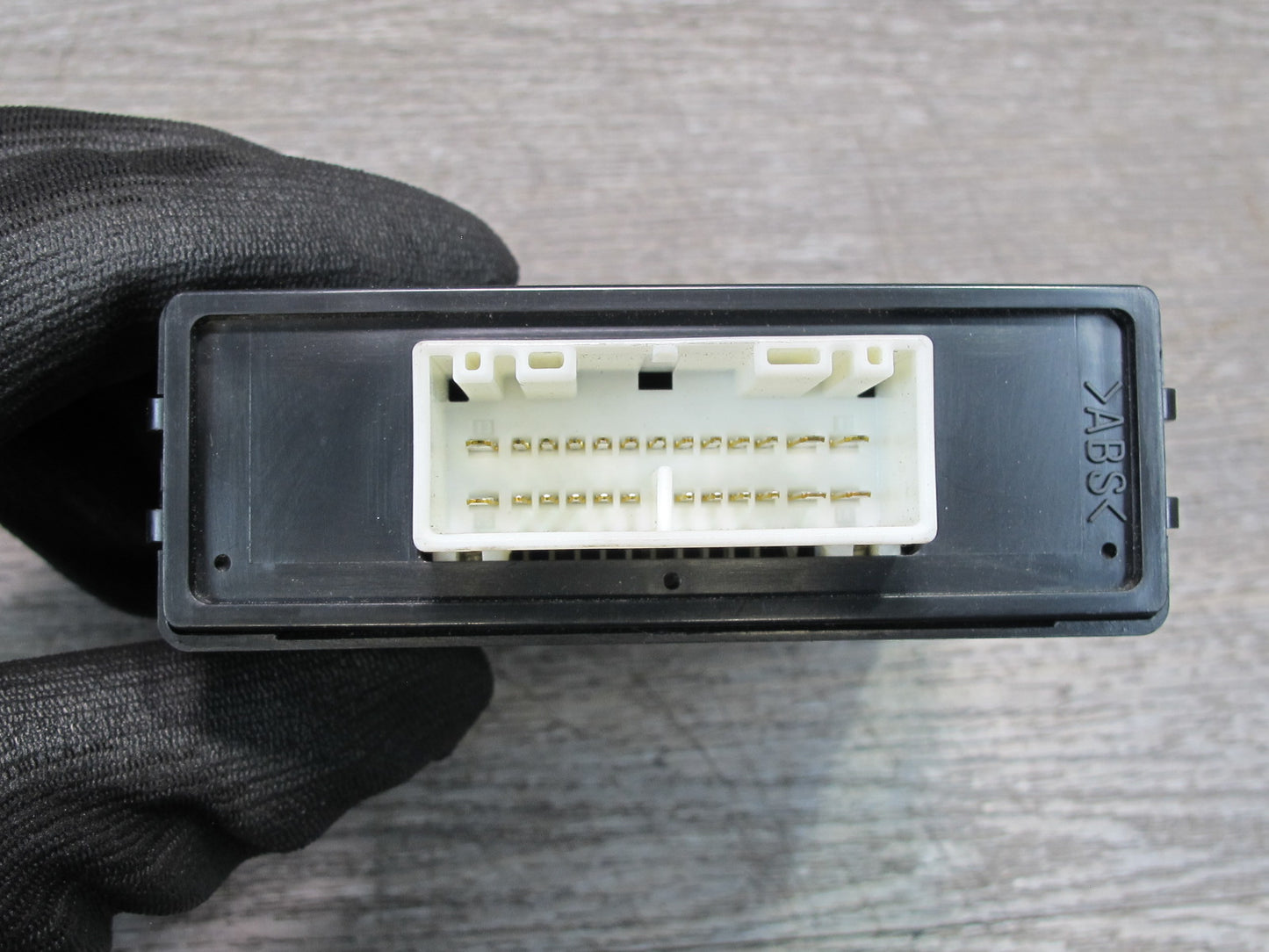 01-06 Lexus UCF30L LS430 Parking Assist Control Module 89340-50020 OEM