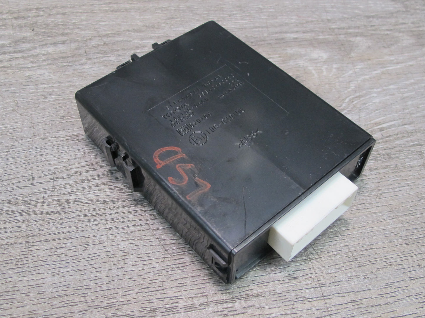 01-06 Lexus UCF30L LS430 Parking Assist Control Module 89340-50020 OEM