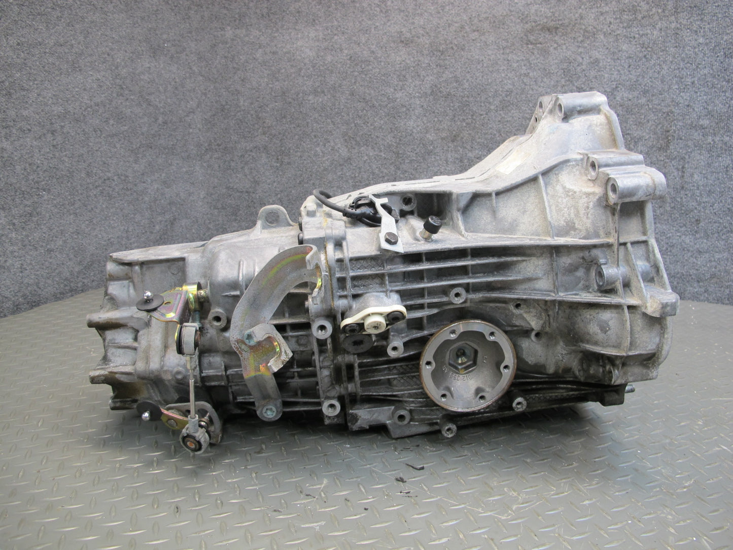 2000-2004 Porsche Boxster 986 2.7L G86.01 M/T Manual Transmission 29k Miles