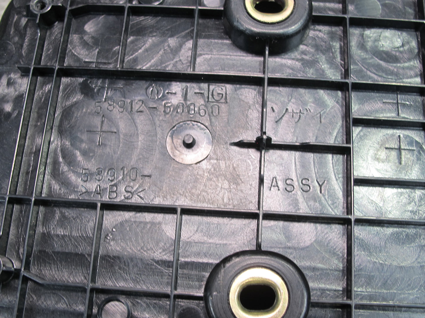 04-06 Lexus UCF30L LS430 Center Console Compartment Storage OEM
