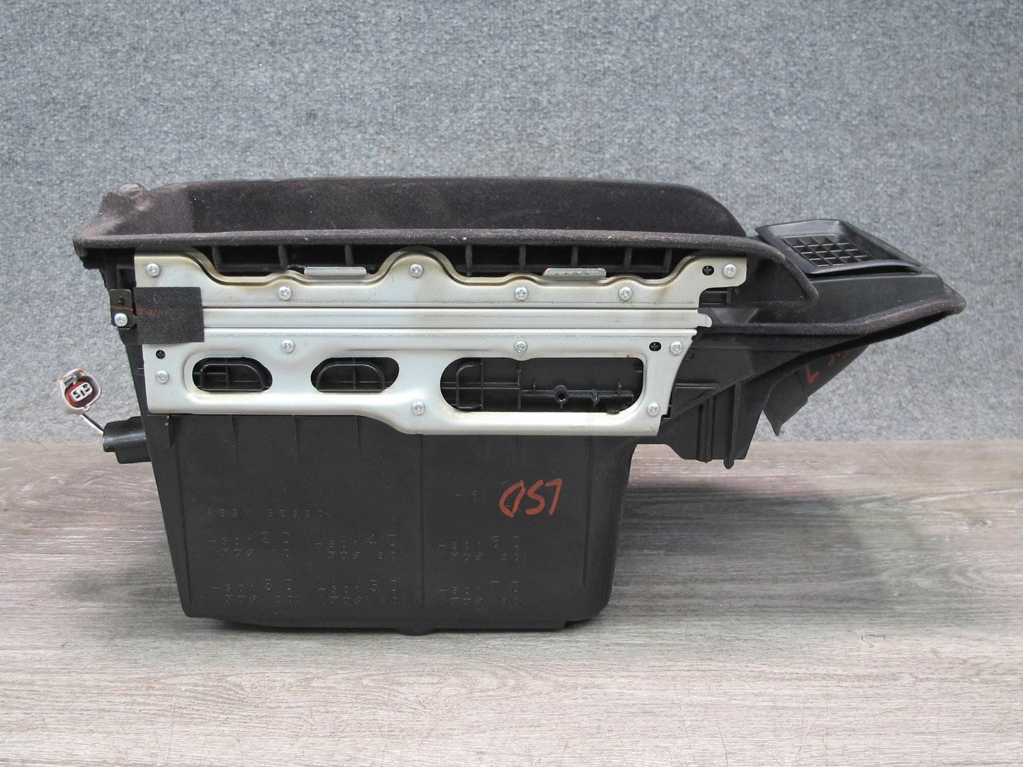 04-06 Lexus UCF30L LS430 Center Console Compartment Storage OEM