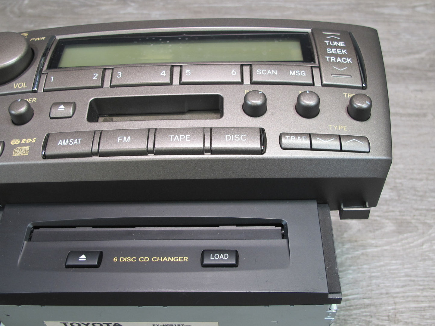 04-06 Lexus UCF30L LS430 Radio CD Cassette Player Receiver Head Unit OEM