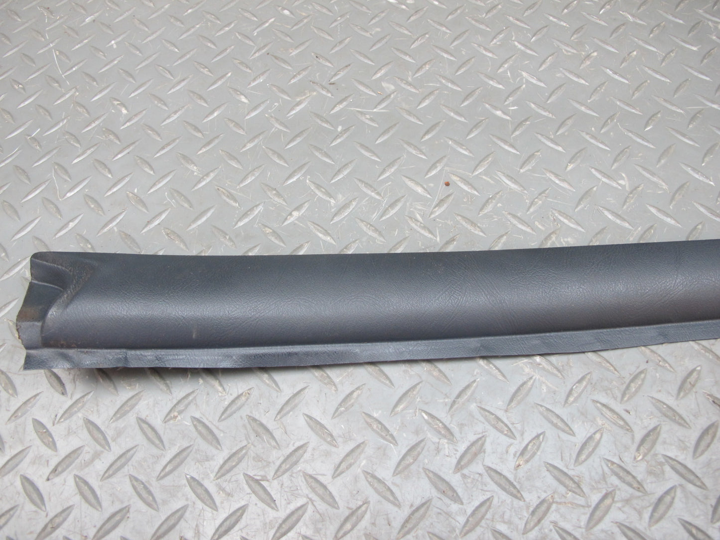 84-89 BMW E24 6-SERIES Set of 2 Front Interior A Pillar Trim Cover Panel OEM