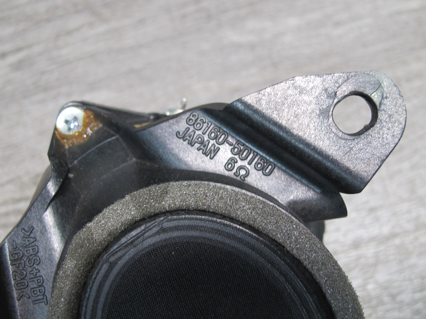 01-06 Lexus UCF30L LS430 Set of 2 Front Door Tweeter Speaker OEM