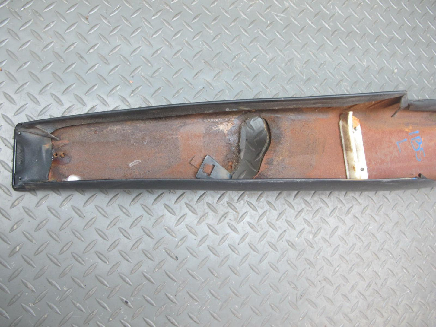 85-87 BMW E24 Set of 2 Center Left & Right Interior B Pillar Trim Cover OEM