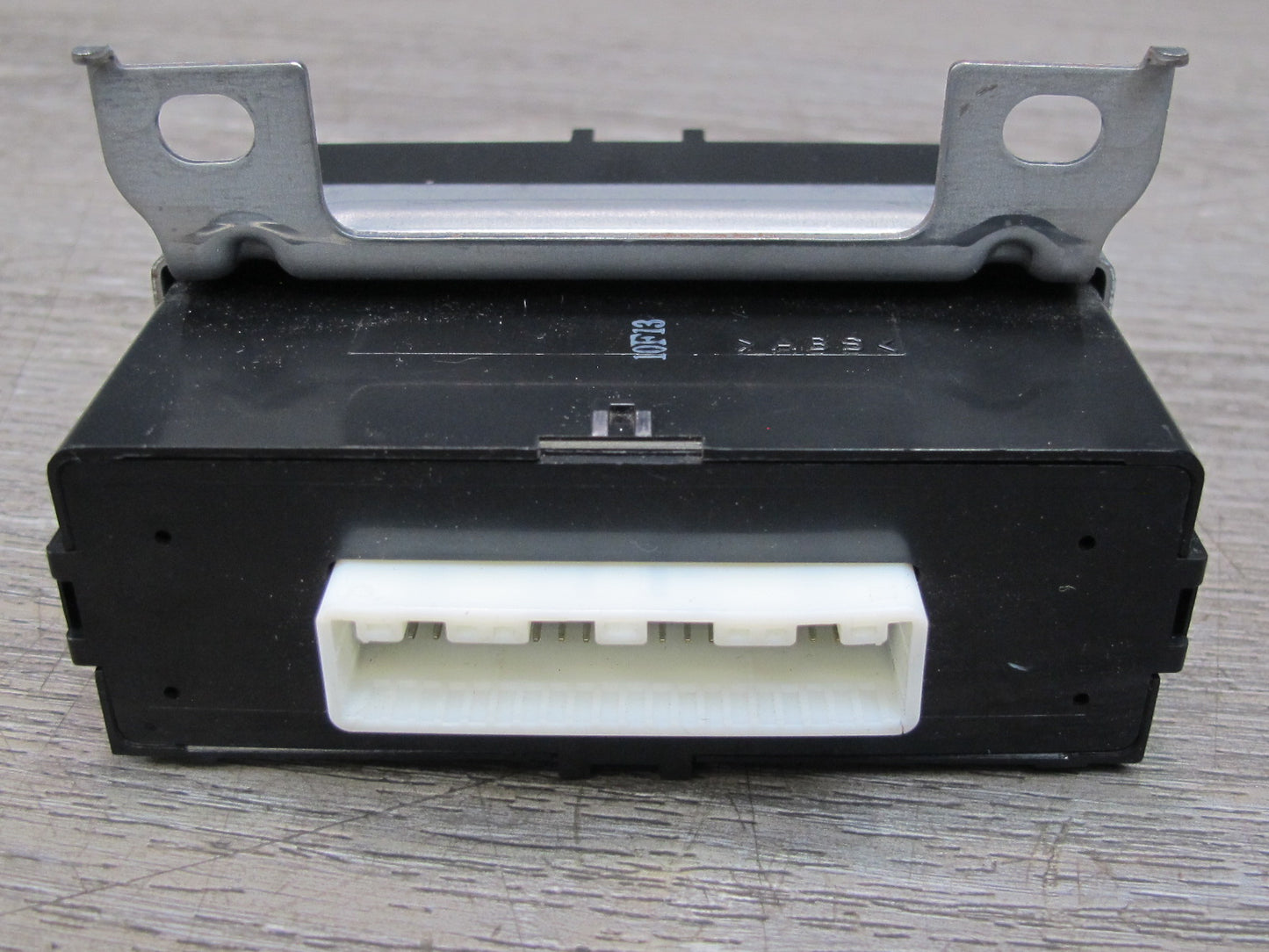 01-06 Lexus UCF30L LS430 Theft Warning Alarm Control Module 89730-50140 OEM